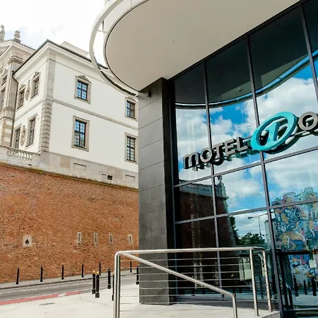 Motel One Warsaw-Chopin-3